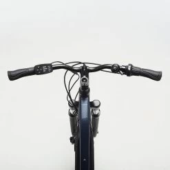 Vélo Tout Chemin électrique - Cadre Bas - Riverside 100 E Bleu 15 Vélo Tout Chemin électrique - Cadre Bas - Riverside 100 E Bleu -Magasin De Vélos velo tout chemin electrique cadre bas riverside 100 e bleu 5