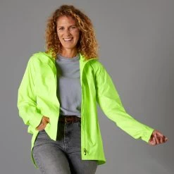 BTWIN VESTE PLUIE VELO VILLE FEMME 120 JAUNE FLUO CERTIFIÉE EPI VISIBILITÉ JOUR