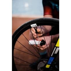 Zefal Repair Spray - Bombe Anti-crevaison - 75 Ml -Magasin De Vélos zefal repair spray bombe anti crevaison 75 ml 2